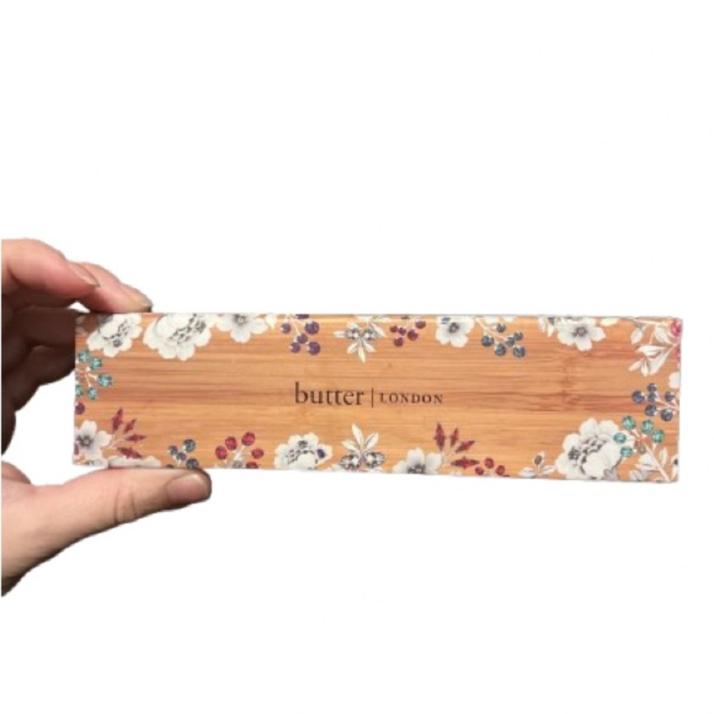 Butter London Natural Goddess Eyeshadow Palette 6 Shades